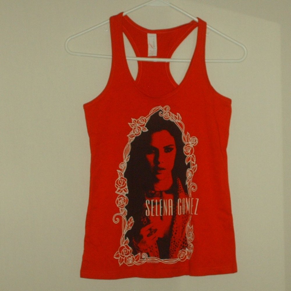 Selena Gomez Tank Top - new - size small